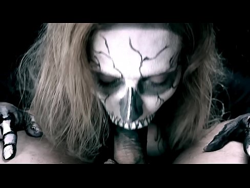 ❤️ Demon cailín sucking coileach lena béal dubh agus shlogtha cum. ️ Porn ag porn % ga.stroybassein.ru% ❌❤