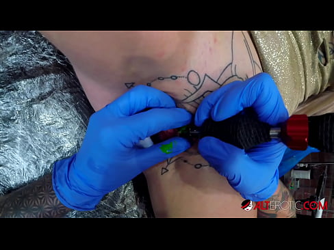 ❤️ An hottie thar a bheith tattooed Sully Savage fuair tattoo ar a clitoris ️ Porn ag porn % ga.stroybassein.ru% ❌❤